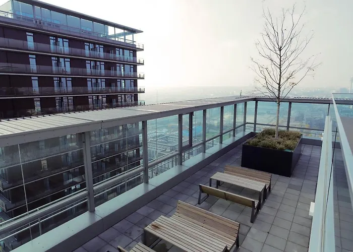 Triiiple Suites Level 22 Mit Balkon Und Tiefgarage